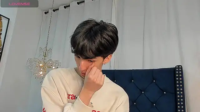 Snapshot of AerumChae chatting on February 12, 2026, 12:16 pm AerumChae online show from February 12, 2026, 12:16 pm