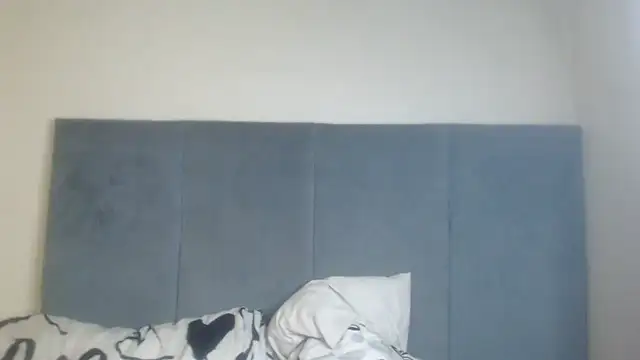 Snapshot of Jah-Queen chatting on October 9, 2025, 12:44 am Jah-Queen online show from October 9, 2025, 12:44 am