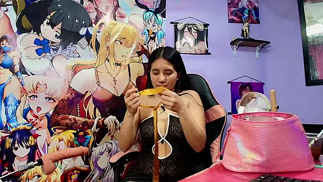 Snapshot of bellaseduzione chatting on April 16, 2026, 12:17 pm bellaseduzione online show from April 16, 2026, 12:17 pm