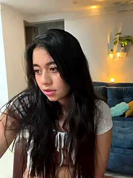 Lily June online show from October 7, 2025, 2:23 am