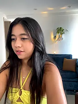 Lily June online show from September 29, 2025, 4:12 pm