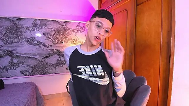 BILLY JAMEES online show from February 1, 2026, 12:47 pm