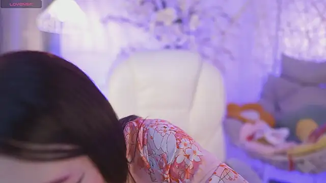 JadeSummerr online show from September 29, 2025, 11:49 am