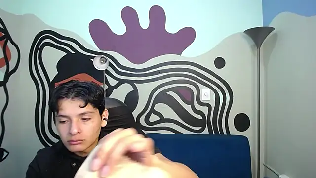 Snapshot of Luca_vega chatting on November 8, 2025, 1:36 pm Luca vega online show from November 8, 2025, 1:36 pm