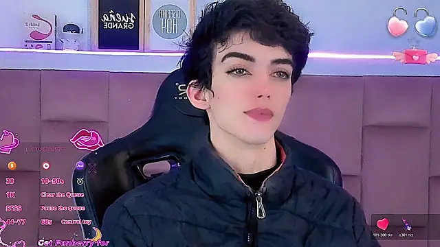 Baby FenixTS online show from January 14, 2026, 5:00 am