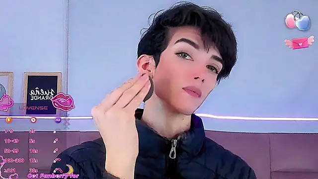 Baby FenixTS online show from December 20, 2025, 7:55 am