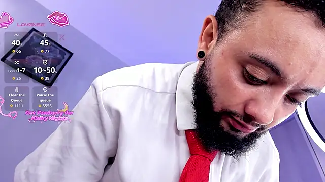 Noah devil  online show from November 23, 2025, 9:58 pm