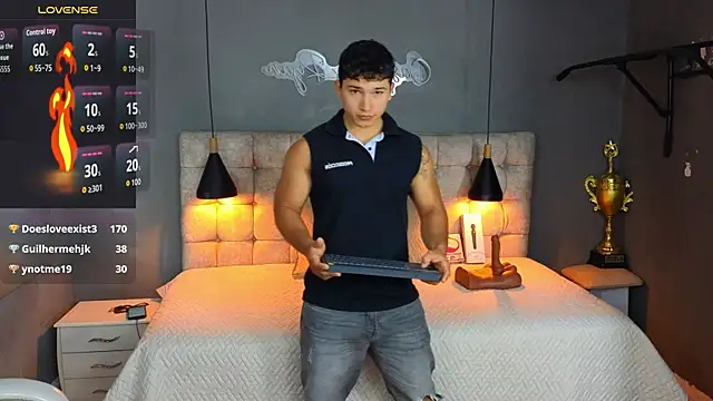 Horny nick18 online show from October 2, 2025, 12:19 pm