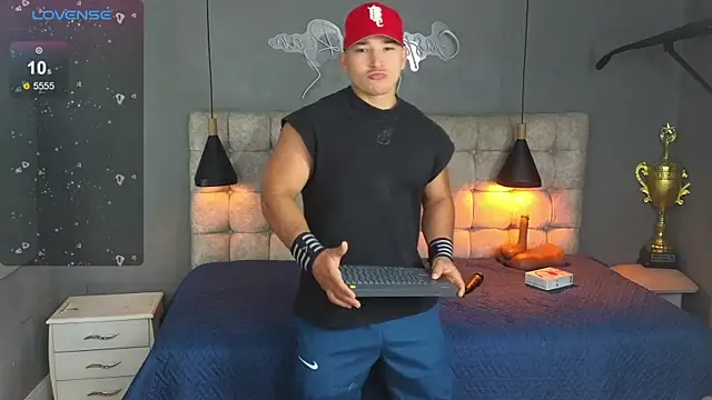 Horny nick18 online show from December 18, 2025, 1:48 pm