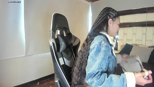 Snapshot of Adhara7 chatting on October 3, 2025, 8:10 pm Adhara7 online show from October 3, 2025, 8:10 pm