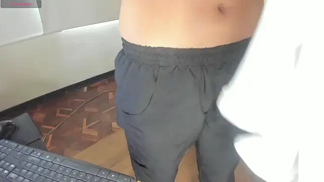 Snapshot of Adhara7 chatting on October 6, 2025, 5:35 pm Adhara7 online show from October 6, 2025, 5:35 pm