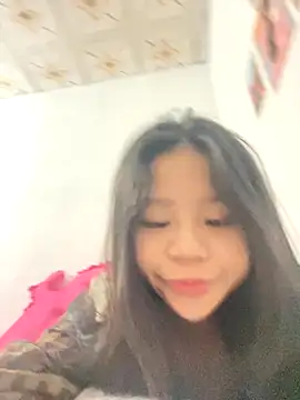 Hey VyVy04 online show from October 15, 2025, 10:18 pm