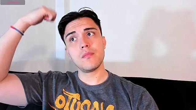 jasonxd9898 online show from February 10, 2026, 2:05 pm