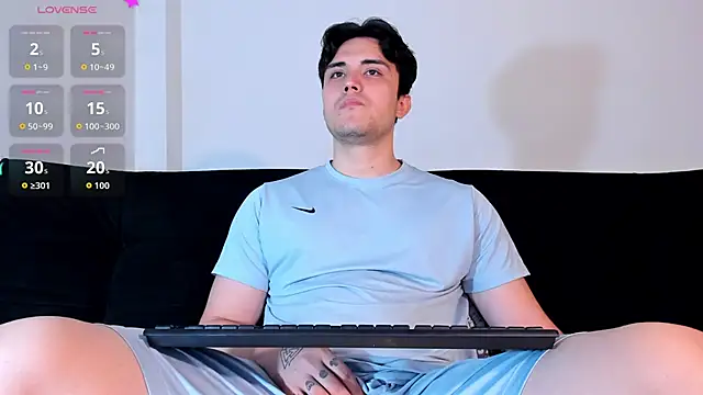 jasonxd9898 online show from November 6, 2025, 12:58 am