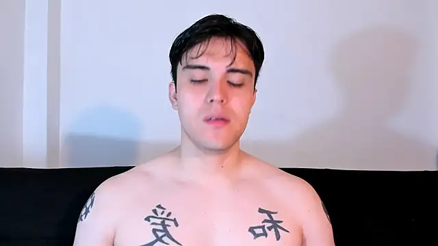 jasonxd9898 online show from September 17, 2025, 3:14 pm