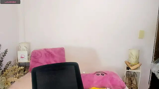 tsmokemachine online show from September 26, 2025, 12:17 am