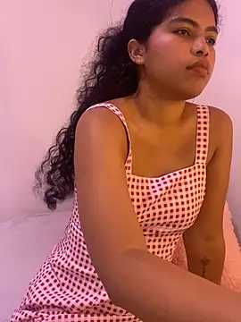 Snapshot of ms_ivanna chatting on July 19, 2026, 8:05 pm ms ivanna online show from July 19, 2026, 8:05 pm