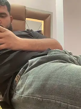 amitsharma7868 online show from February 16, 2026, 8:24 am