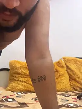 amitsharma7868 online show from October 25, 2025, 4:40 pm