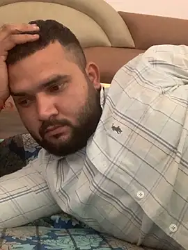 amitsharma7868 online show from March 28, 2026, 9:32 am