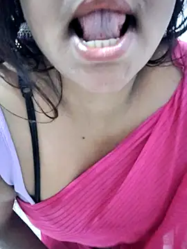 monika 555 online show from November 11, 2025, 7:41 pm