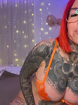 CatCoxx online show from April 1, 2026, 6:04 am