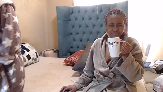 Snapshot of EbonyEssence chatting on May 27, 2026, 10:00 am EbonyEssence online show from May 27, 2026, 10:00 am