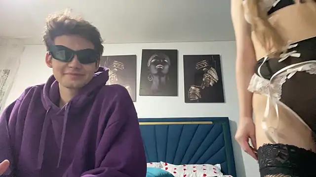 merycouple online show from December 4, 2025, 6:18 pm