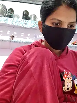 poojam93 online show from November 28, 2025, 2:34 am