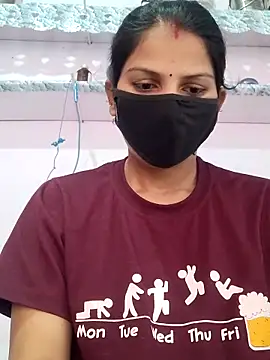 poojam93 online show from November 21, 2025, 2:54 am