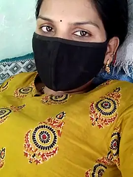 poojam93 online show from September 9, 2025, 2:54 am