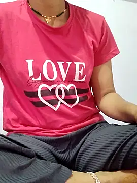 poojam93 online show from November 2, 2025, 1:32 am