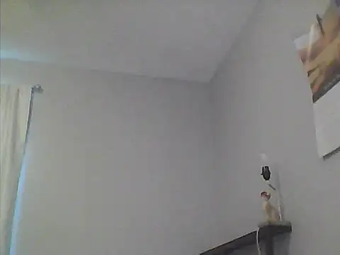 sarahkat86 online show from March 27, 2026, 11:05 pm