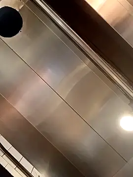 sarahkat86 online show from September 16, 2025, 4:41 pm