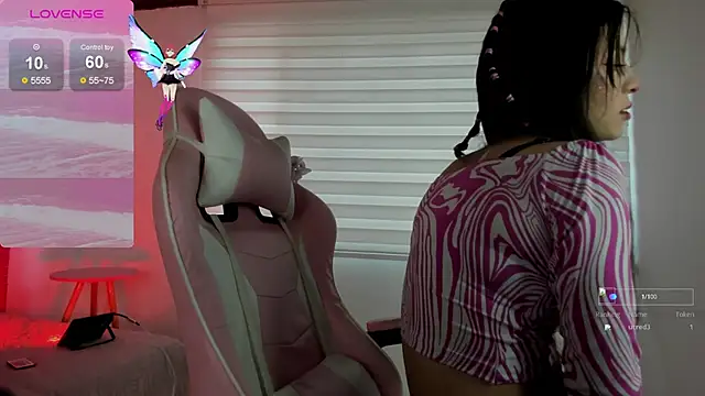 Snapshot of Jade_rey_ chatting on September 19, 2025, 8:35 pm Jade rey online show from September 19, 2025, 8:35 pm