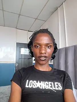 Trans fairy online show from February 12, 2026, 1:33 pm