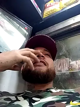 Catire10  online show from September 12, 2025, 1:44 pm