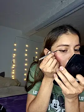 aytanna torrez online show from October 20, 2025, 8:42 pm