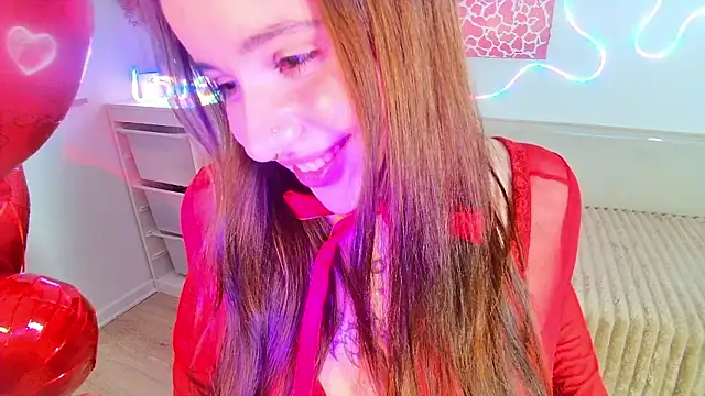 Margott Joy online show from February 15, 2026, 7:02 pm