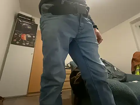 Snapshot of Salon1986 chatting on November 30, 2025, 11:27 pm Salon1986 online show from November 30, 2025, 11:27 pm