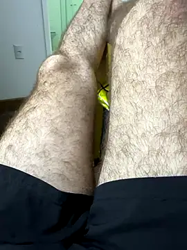 XUCRUTES42 online show from October 31, 2025, 5:42 pm