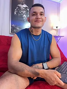 Snapshot of Marco_Vega chatting on October 19, 2025, 9:23 am Marco Vega online show from October 19, 2025, 9:23 am