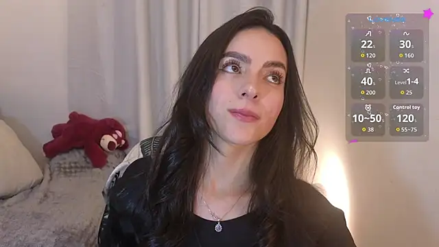 Snapshot of sarah_saenz_ chatting on June 21, 2026, 3:29 pm sarah saenz online show from June 21, 2026, 3:29 pm