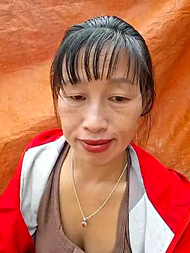 ngocngoc cute online show from October 24, 2025, 1:04 am