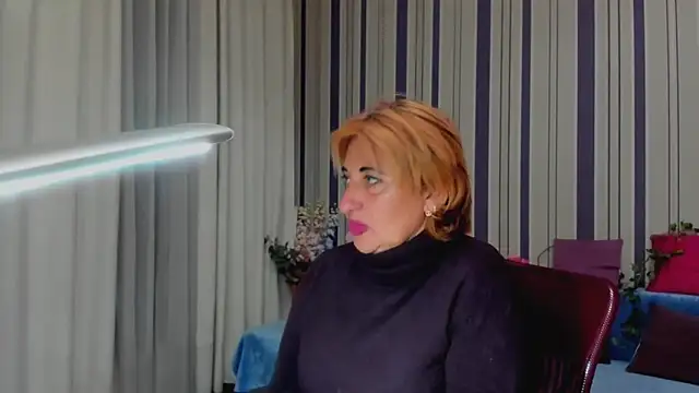 MilanaAlvis online show from October 28, 2025, 12:04 pm