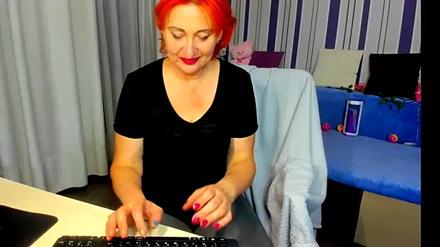 MilanaAlvis online show from November 23, 2025, 8:19 pm