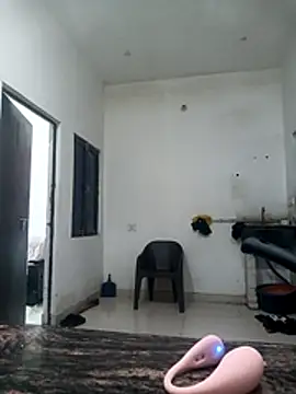 Snapshot of soni_yhakur chatting on April 24, 2026, 1:07 am soni yhakur online show from April 24, 2026, 1:07 am