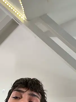 Snapshot of Gipsyboysteve chatting on April 6, 2026, 11:11 am Gipsyboysteve online show from April 6, 2026, 11:11 am