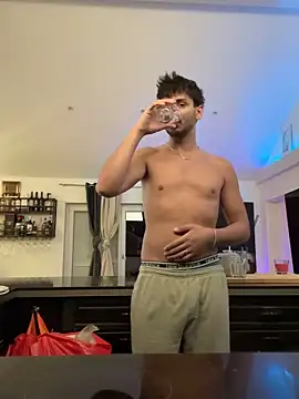 Gipsyboysteve online show from February 18, 2026, 12:30 am