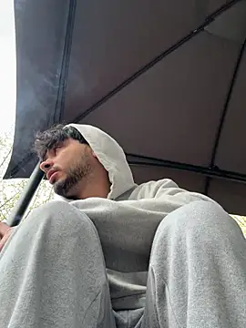 Snapshot of Gipsyboysteve chatting on April 9, 2026, 6:19 am Gipsyboysteve online show from April 9, 2026, 6:19 am